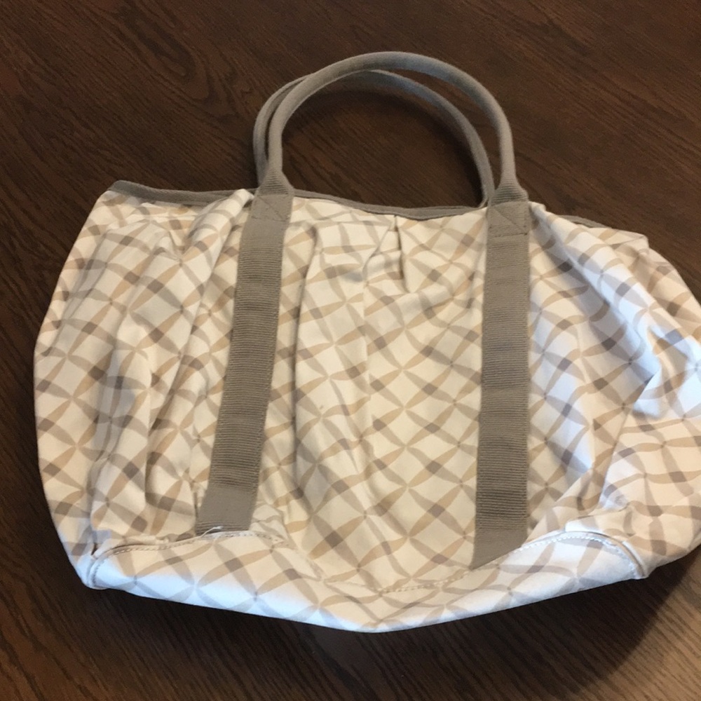 Large tote